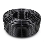 لفة أنابيب HDPE ضغط 12.5 بار PE 80، قطر خارجي 40 مم، سماكة 4.5 مم، لون أسود