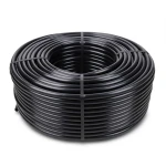 لفة أنابيب HDPE ضغط 12.5 بار PE 80، قطر خارجي 90 ملم، سمك 8.2 ملم، لون أسود