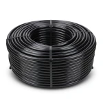 لفة أنابيب بلاستيك HDPE ضغط 6 بار PE 80، قطر خارجي 50 ملم SDR 33، لون أسود