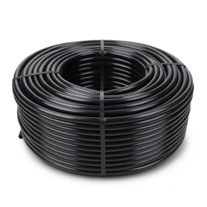 لفة أنابيب HDPE ضغط 6 بار PE 80، قطر 40 مم SDR 33 لون أسود