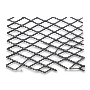 Hot Rolled Black Steel Expanded Metal Mesh Khaleeji 3.8 mm Thickness 1.22 m Width 5 m Length