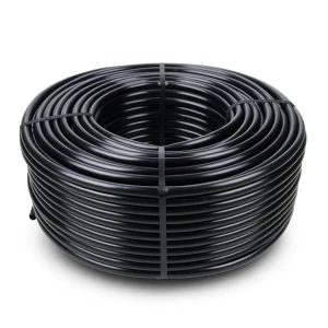 لفة أنابيب بلاستيك HDPE ضغط 16 بار PE 80 قطر خارجي 50 مم سماكة 5.6 مم SDR 9 لون أسود