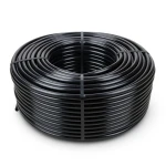 لفة أنابيب HDPE ضغط 16 بار PE 80 قطر خارجي 90 مم سماكة 12.3 مم لون أسود