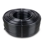 لفة أنابيب بلاستيك HDPE ضغط 16 بار PE 80 قطر خارجي 110 مم سماكة 15.1 مم أسود