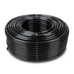 لفة أنابيب بلاستيك HDPE ضغط 16 بار PE 80 قطر خارجي 110 مم سماكة 15.1 مم أسود