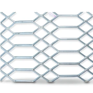 Hot Rolled Expanded Mesh Jawhara Shape Thickness 1.7 mm Width 1.22 M Length 1 M
