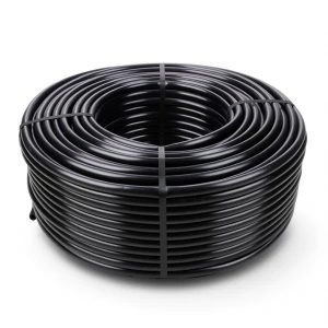 لفة أنابيب HDPE ضغط 10 بار PE 80 مقاس 75 mm SDR 33 لون أسود