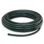 لفة أنابيب HDPE ضغط 10 بار PE 63 قطر خارجي 25 مم SDR 11 أسود مع خطوط خضراء