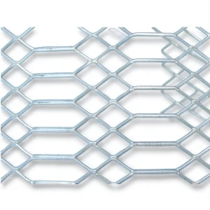 Hot Rolled Expanded Metal Jawhara Shape 1.8 mm Wire Diameter 2.44 M Width 6 M Length