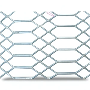 Hot Rolled Expanded Metal Mesh 2.3 mm Wire Diameter, 1.22 M Width, 6 M Length