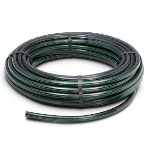 لفة أنابيب بلاستيك HDPE ضغط 6.2 بار PE 63 قطر خارجي 50 مم SDR 13.6 أسود مع خطوط خضراء