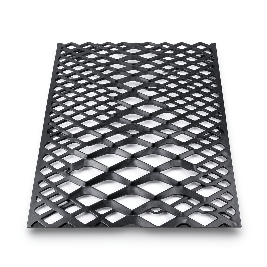 Hot Rolled Black Steel Expanded Metal Mesh Thickness 2 mm Width 1.22 m Length 7 m