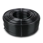 لفة أنابيب بلاستيك HDPE ضغط 20 بار PE 100 حجم 75 مم سماكة 8.4 مم SDR 9 أسود