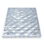 Galvanized Steel Expanded Metal Mesh Thickness 2.7 mm Width 1.22 M Length 3 meter
