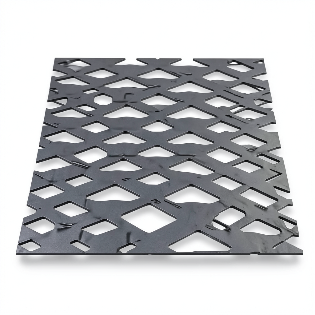 Hot Rolled Expanded Mesh Memari Form Thickness 1.4 mm Size 1.22×3 m