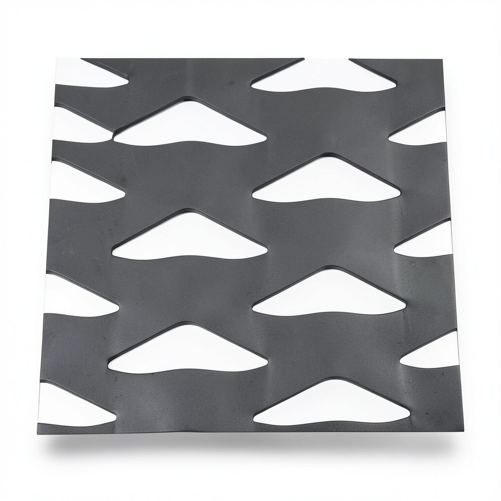 سلك شبك معدني (بقلاوه) حديد اسود تصميم معماري سماكة 1.4 مم مقاس 1.22×4 م