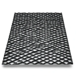 Hot Rolled Black Steel Expanded Metal Mesh Thickness 3.8 mm Width 1.22 m Length 3 m