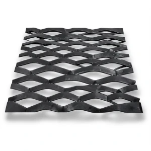 Hot Rolled Black Steel Expanded Metal Mesh Thickness 3.8 mm Width 1.22 m Length 3 m