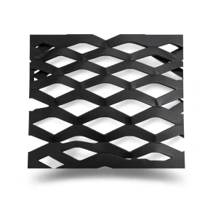 Hot Rolled Black Steel Expanded Metal Mesh Thickness 4.8 mm Width 1.22 m Length 4 m