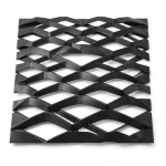 Hot Rolled Black Steel Expanded Metal Mesh Thickness 5.8 mm Width 1.22 m Length 2 m