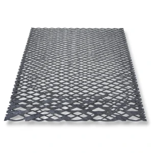 Hot Rolled Expanded Metal Mesh 1.4 mm Thickness, Size 2.44×5 m, Memari Shape