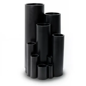 أنابيب HDPE ضغط 12.5 بار PE 80 مقاس 225 mm سمك 16.6 mm لون أسود