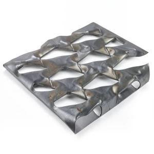 Hot Rolled Expanded Metal 4.8 mm Thickness, 1.22 M Width, 1 M Length, Memari Design