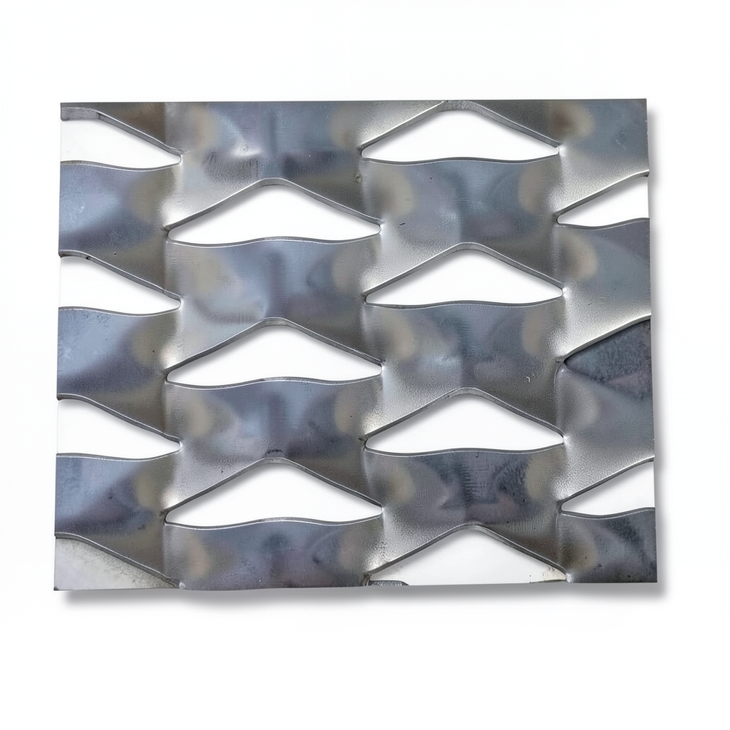 Hot Rolled Expanded Metal Sheet Flattened, Memari Shape, Wire Diameter 2.8 mm, Size 1.22×5 M