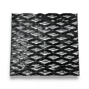 Hot Rolled Black Steel Expanded Metal Mesh Thickness 1.5 mm Width 2.44 m Length 2 m