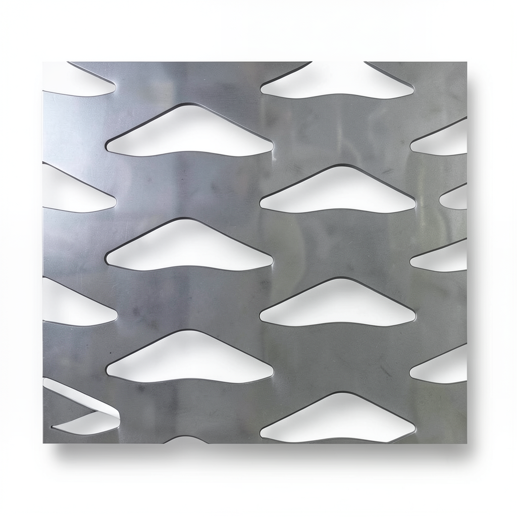 Hot Rolled Expanded Metal Sheet 2.3 mm Thickness 2.44×4 m Memari Shape