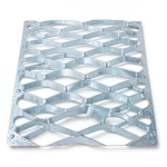 Galvanized Steel Expanded Metal Mesh Thickness 2.7 mm Width 2.44 m Length 7 m