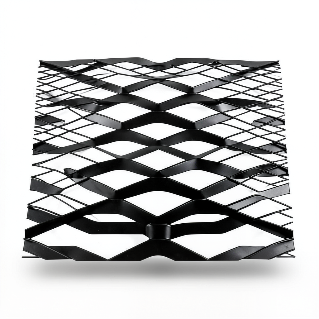 Hot Rolled Black Steel Expanded Metal Mesh Thickness 1.8 mm Width 2.44 m Length 5 m