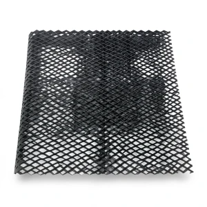 Mazyoon Hot Rolled Black Steel Expanded Metal Mesh 2.3mm Thickness 2.44m Width 2m Length Bait Al Tatawor