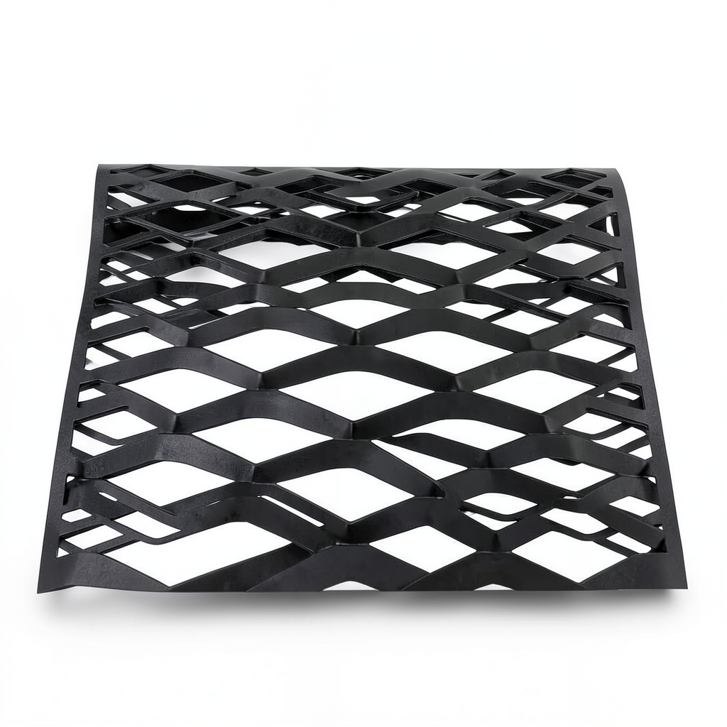 Hot Rolled Black Steel Expanded Metal Mesh Thickness 2.8 mm Width 2.44 m Length 4 m