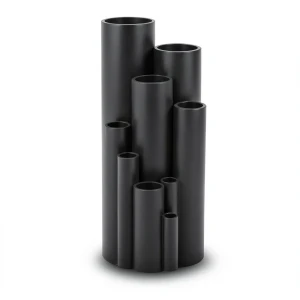 انابيب بلاستيك HDPE ضغط 10 بار PE 100 مقاس 180 مم سمك 10.7 مم لون اسود