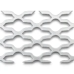 سلك شبك معدني مدرفل على الساخن سمك 1.4 مم، عرض 1.22 متر، طول 4 متر، تصميم مزخرف