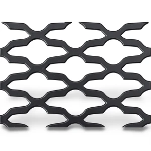 Hot Rolled Expanded Metal Mesh Mozakhraf Shape Wire Diameter 1.5 mm Width 2.44 M Length 7 M