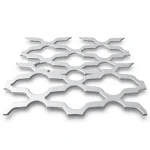 سلك شبك معدني (بقلاوة) حديد مدرفل على الساخن سمك 1.7 مم، عرض 1.22 متر، طول 4 متر، تصميم مزخرف