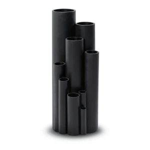 مواسير بلاستيك HDPE ضغط 16 بار PE 80 مقاس 250 مم سمك 27.9 مم لون اسود