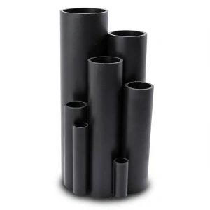 انابيب HDPE ضغط 16 بار PE 100 مقاس 140 مم سمك 15.7 مم لون اسود