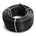 لفة أنابيب بلاستيك HDPE ضغط 4 بار PE 100 قطر خارجي 110 مم SDR 33 لون أسود