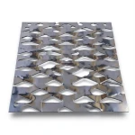 Hot Rolled Expanded Metal Wiremesh Memari Shape 4.8 mm Thick 2.44 M Width 5 M Length