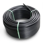 لفة أنابيب بلاستيك بولي ايثيلين عالي الكثافة ضغط 12.5 بار [PE 100] قطر خارجي 50 مم SDR 11 لون أسود