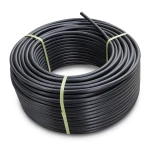 لفة أنابيب بلاستيك HDPE ضغط 15.6 بار PE 100 قطر خارجي 32 مم SDR 9 لون أسود