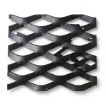 Hot Rolled Black Steel Expanded Metal Mesh Thickness 2 mm Width 1.22 m Length 4 m
