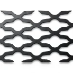 شبك ممدد بقلاوة حديد اسود شكل مزخرف تخانة 1.8 mm عرض 2.44 m طول 7 m