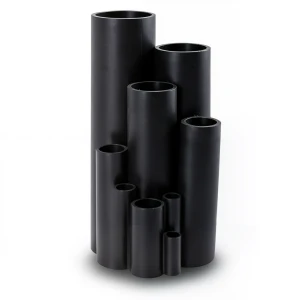 أنبوب بولي إيثيلين عالي الكثافة ضغط 20 بار PE 100 مقاس 110 mm سماكة 13.7 mm لون أسود