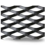 Hot Rolled Steel Expanded Metal Mesh Thickness 3.8 mm Width 1.22 m Length 5 m, Black