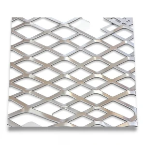 Aluminum Expanded Metal Mesh Thickness 2.7 mm Width 1.22 m Length 4 m
