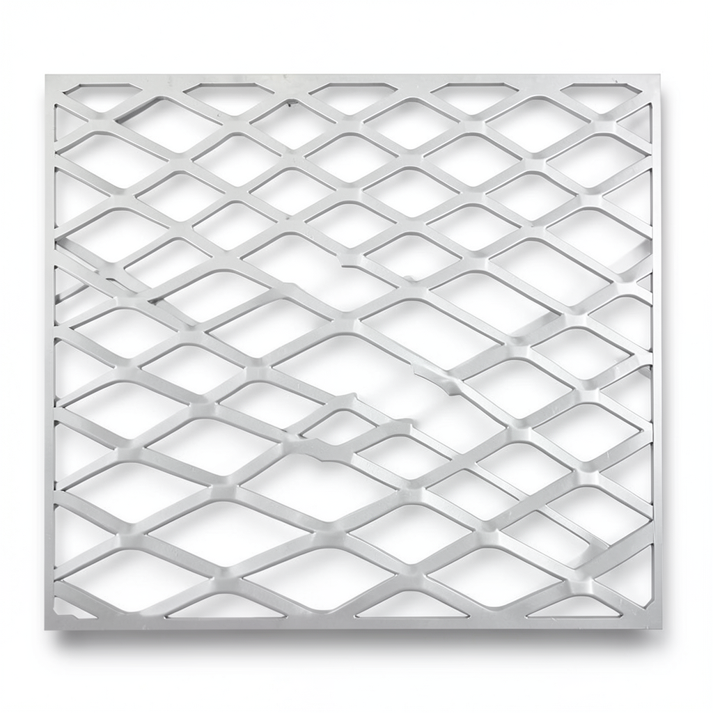 Aluminum Expanded Metal Mesh Thickness 2.7 mm Width 1.22 m Length 7 m